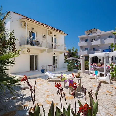 Paralia ホテル カボス